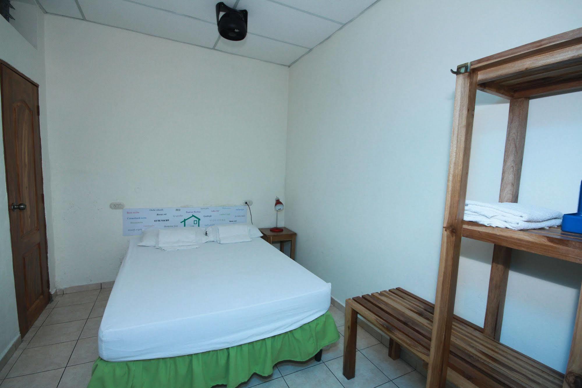 Hostal Casa Verde ซานตา อานา ภายนอก รูปภาพ
